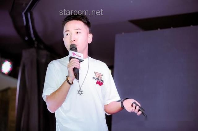 从内心突破：张伟的创业逆袭之路