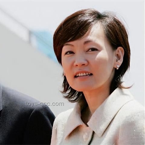 **安倍晋三遗孀的深情与俄日关系的微妙：普京会见背后的多维度解析**