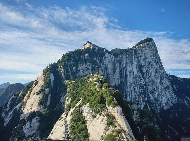 外国朋友被忽悠爬华山与理性规划登山的对比分析