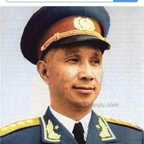 游戏新作如何平衡“战神”级角色：对比分析