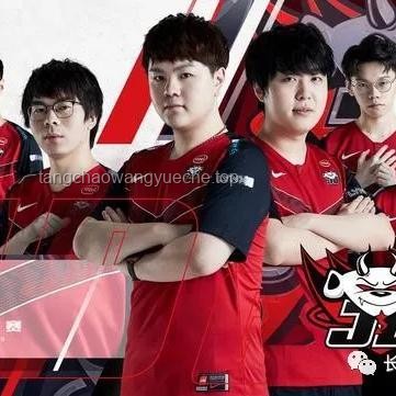 TES vs WE：电竞战场的创新战术与跨界思维碰撞