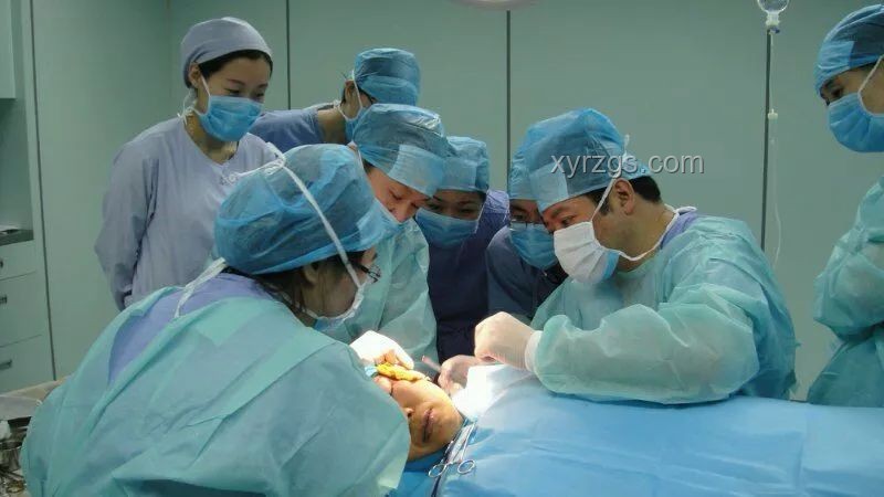高考结束后消费热潮洞察：释放压力与规划未来